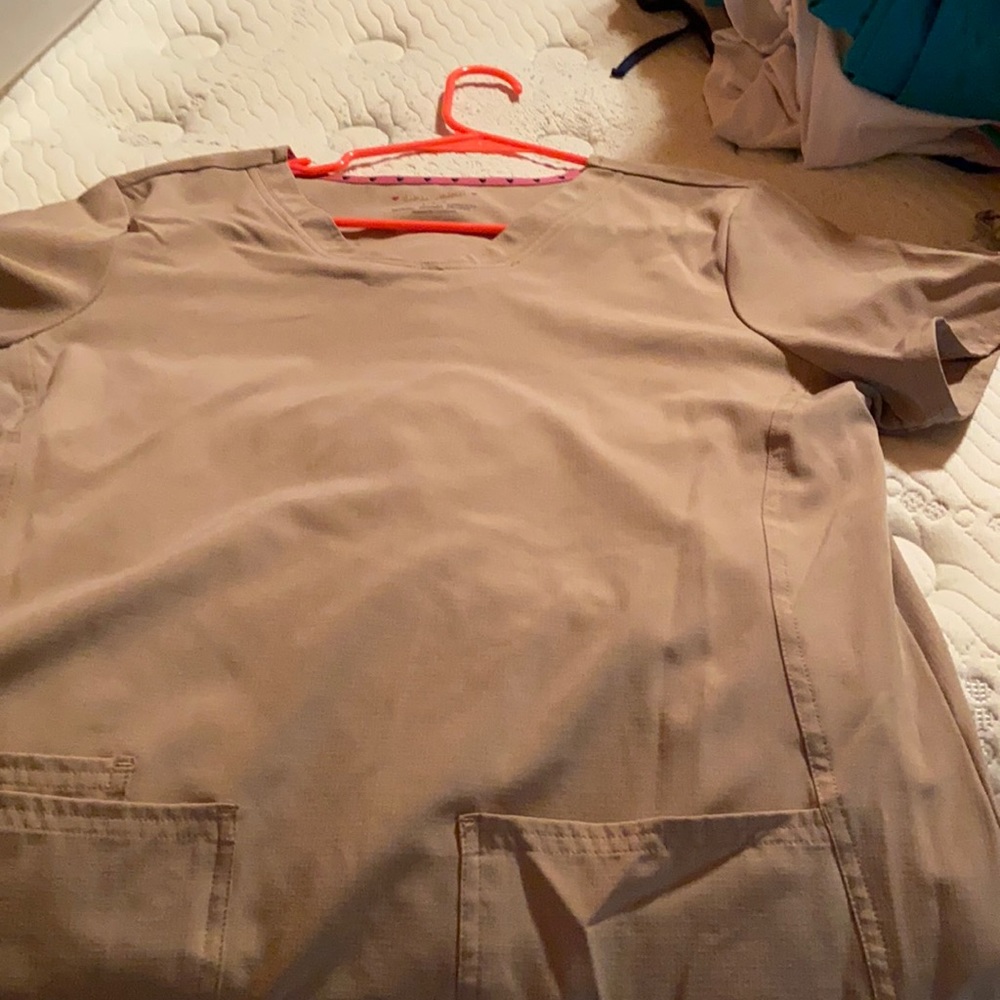 HeartSoul scrub top
